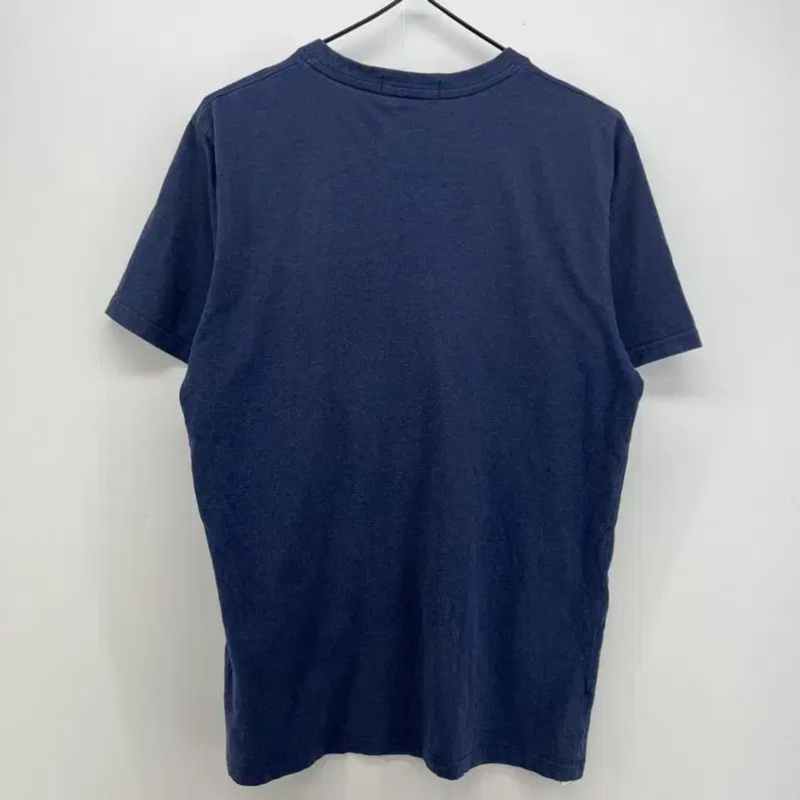 미디움 프레드페리 월계관 여름 네이비 반팔티셔츠 빈티지 상품이미지2