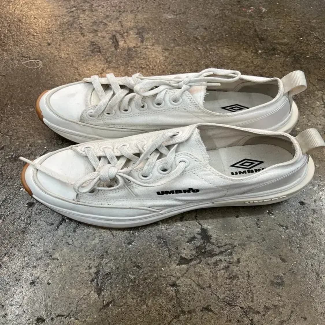 245 엄브로 토비스니커즈 여자운동화 스니커즈 화이트 상품이미지4