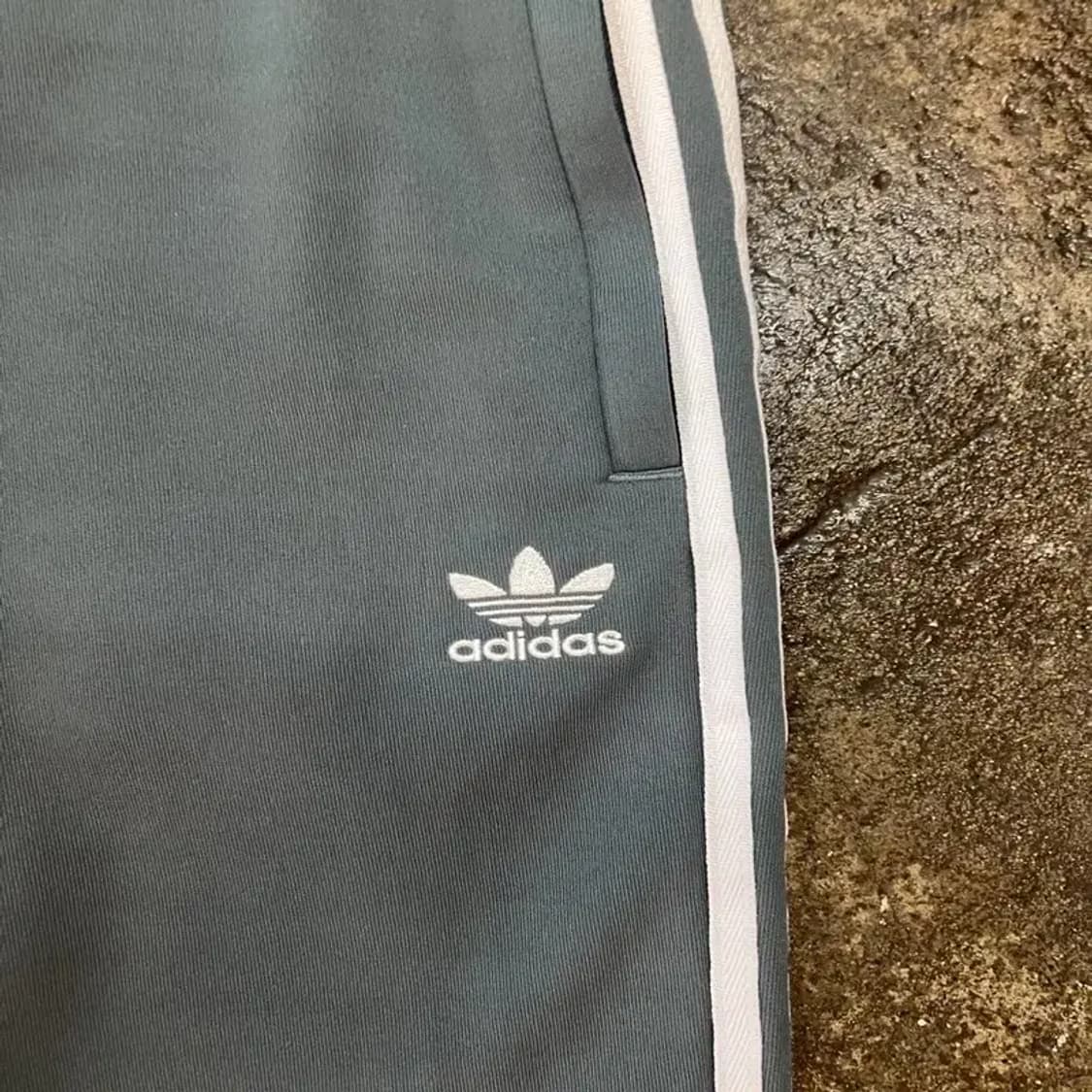 미디움 아디다스 오리지널스 삼선 조거 트레이닝 바지 츄리닝  팔리오션 상품이미지4