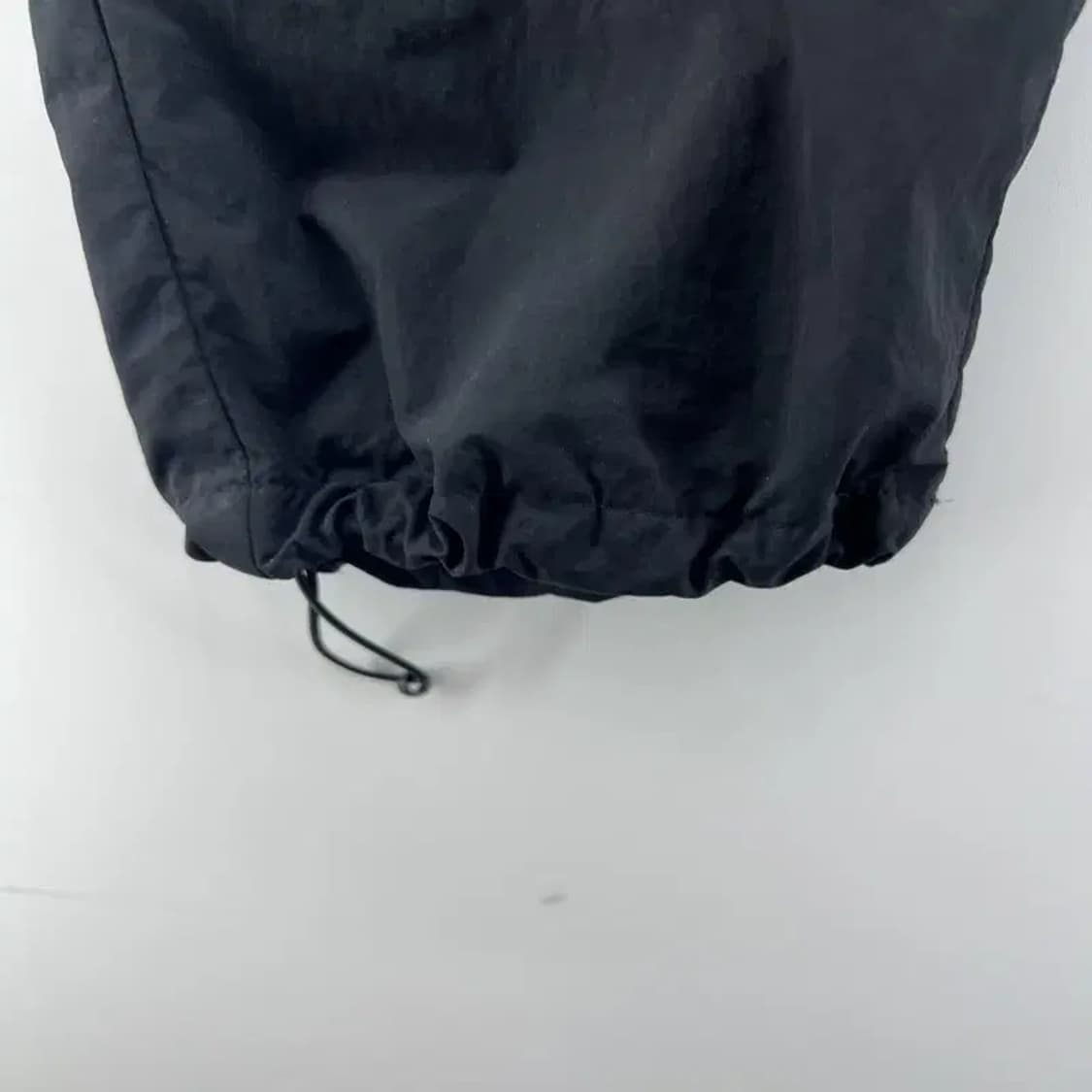 30~31 마크곤잘레스 포켓 스트링 나일론 카고 팬츠 블랙 빈티지 상품이미지5