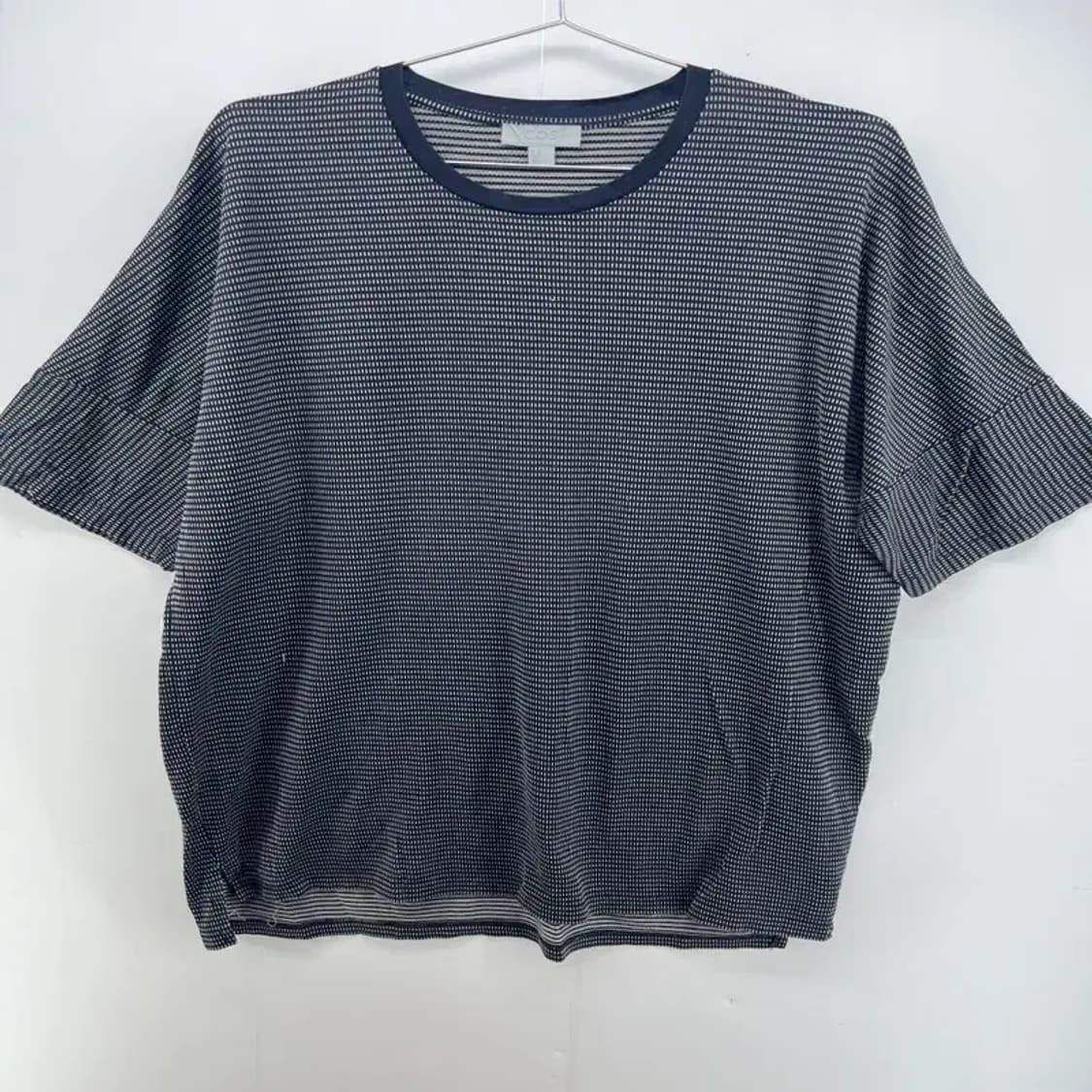 미디움 코스 cos 패턴 오버핏 반팔티셔츠 블랙 여름티셔츠 상품이미지1