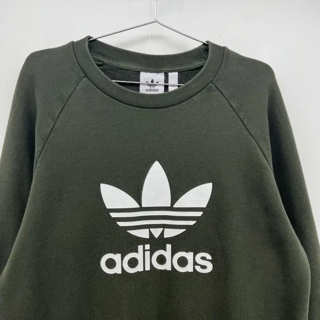 xl 아디다스 오리지널스 불꽃로고 오버핏 카키 녹색 맨투맨티셔츠 빈티지 상품이미지3