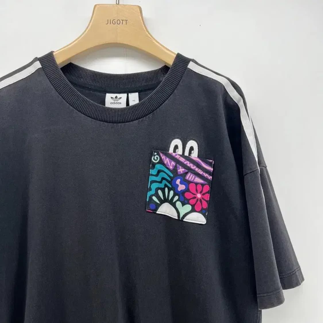 xs 아디다스 오리지널스 삼선 유니크 반팔티셔츠 블랙 여자 티셔츠 상품이미지3