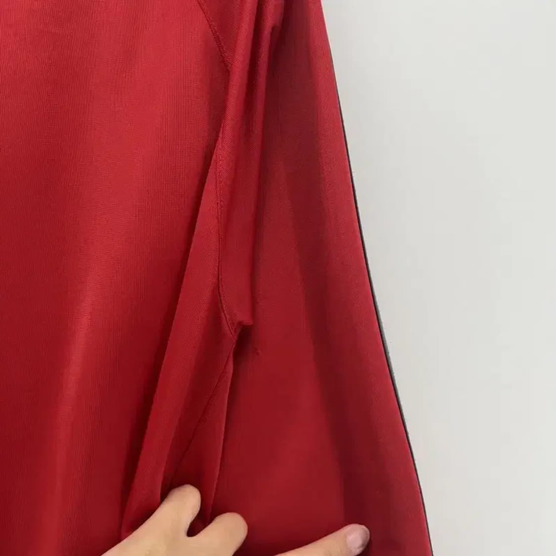 95 아디다스 삼선 다홍색 레드 져지 hsw니트 트레이닝탑져지 여자 상품이미지9