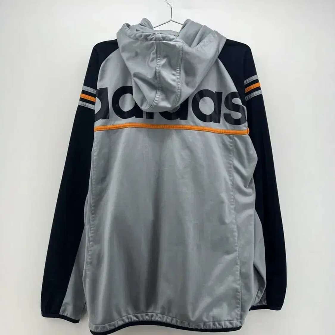 105 아디다스 오버핏 바람막이자켓 빈티지 남자 후드 후디집업 상품이미지2