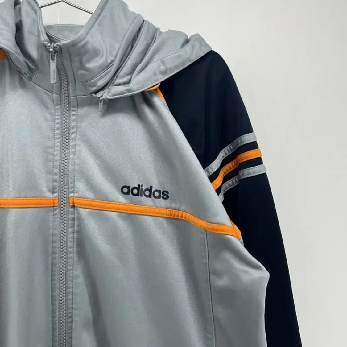 105 아디다스 오버핏 바람막이자켓 빈티지 남자 후드 후디집업 상품이미지3