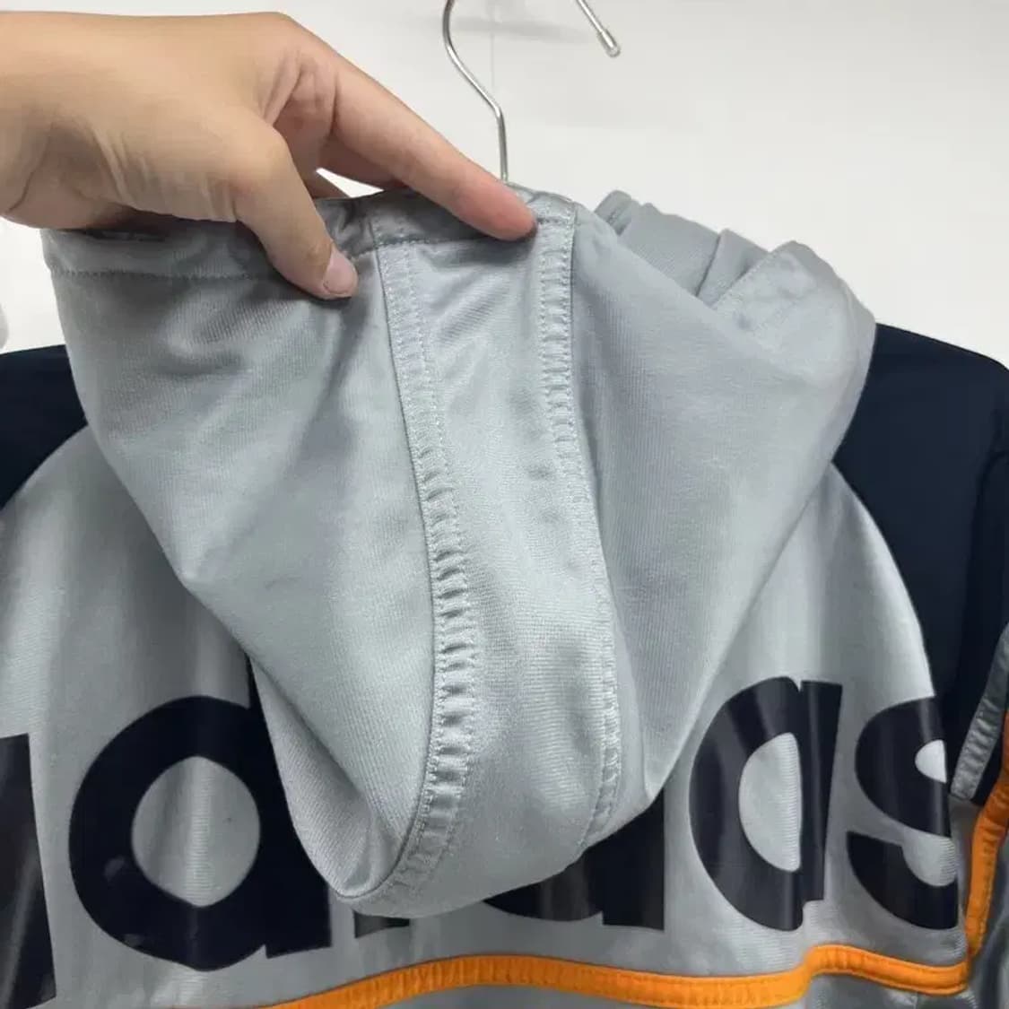 105 아디다스 오버핏 바람막이자켓 빈티지 남자 후드 후디집업 상품이미지8