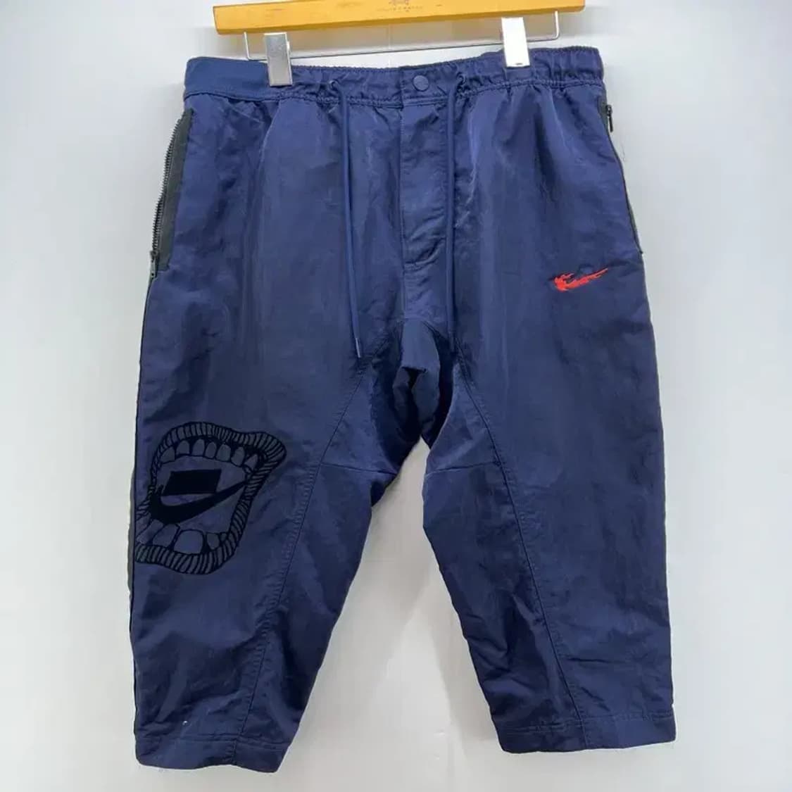 85 라지 나이키 발렌타인 사이드라인 로고 빈티지 네이비 나일론팬츠 상품이미지1