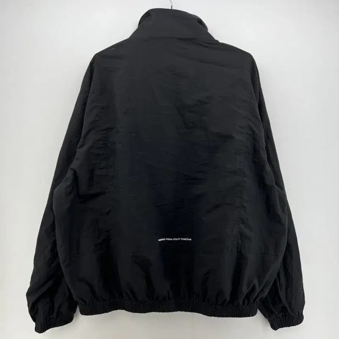 라지 코드그라피 오버핏 블랙 2way 투웨이 숏자켓 바막 블랙 공용 상품이미지2