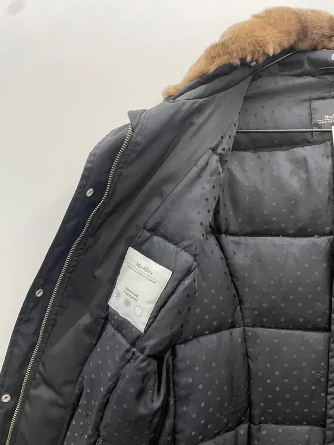 95 막스마라 새상품 여자 퍼 패딩 다운자켓 블랙 상품이미지5