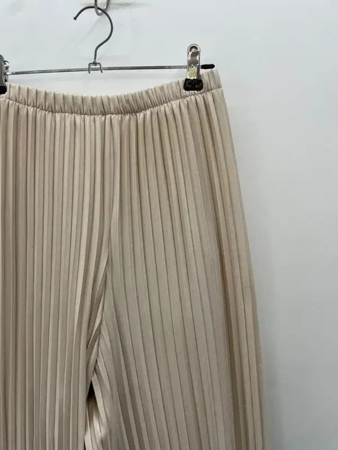 프리 더오픈프로덕트 베이지 플리츠 밴딩 팬츠 상품이미지4
