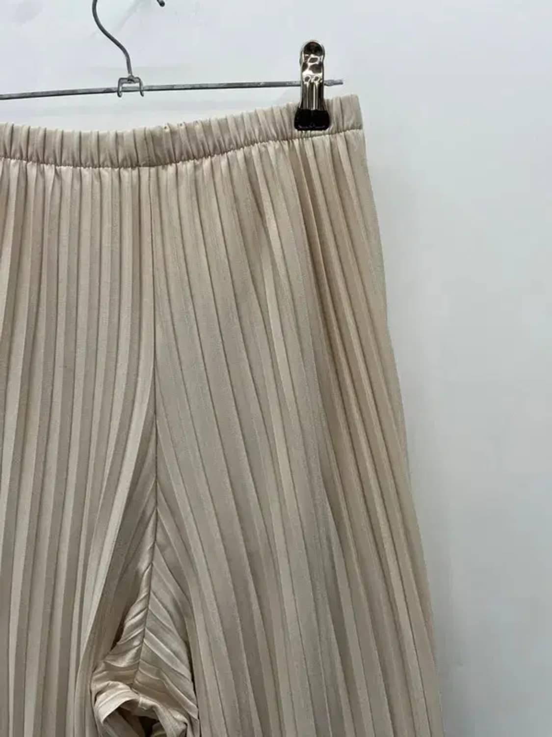 프리 더오픈프로덕트 베이지 플리츠 밴딩 팬츠 상품이미지8
