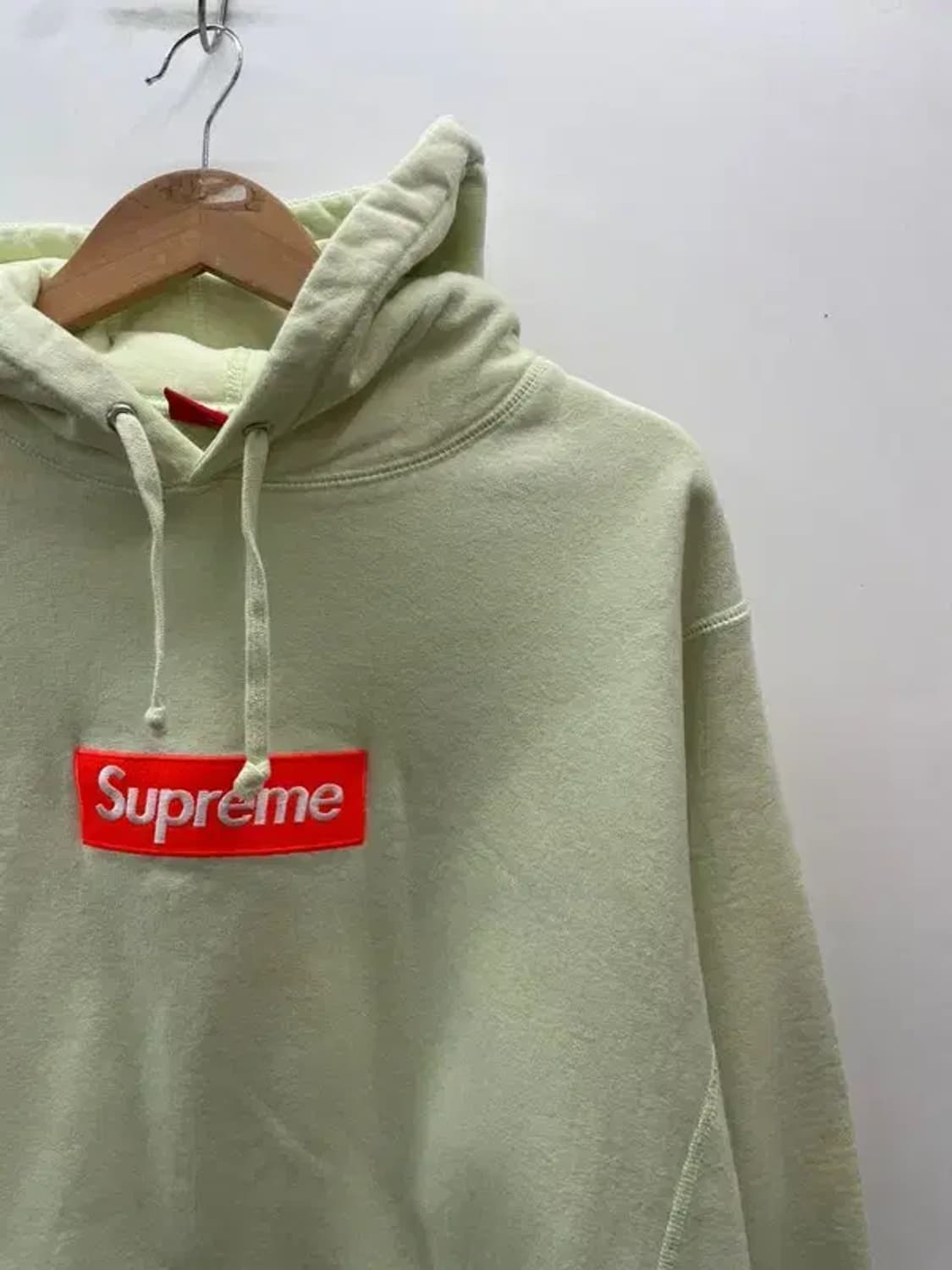 라지 슈프림 슈프림 박스로고 페일라임 슬기 후드티 상품이미지4