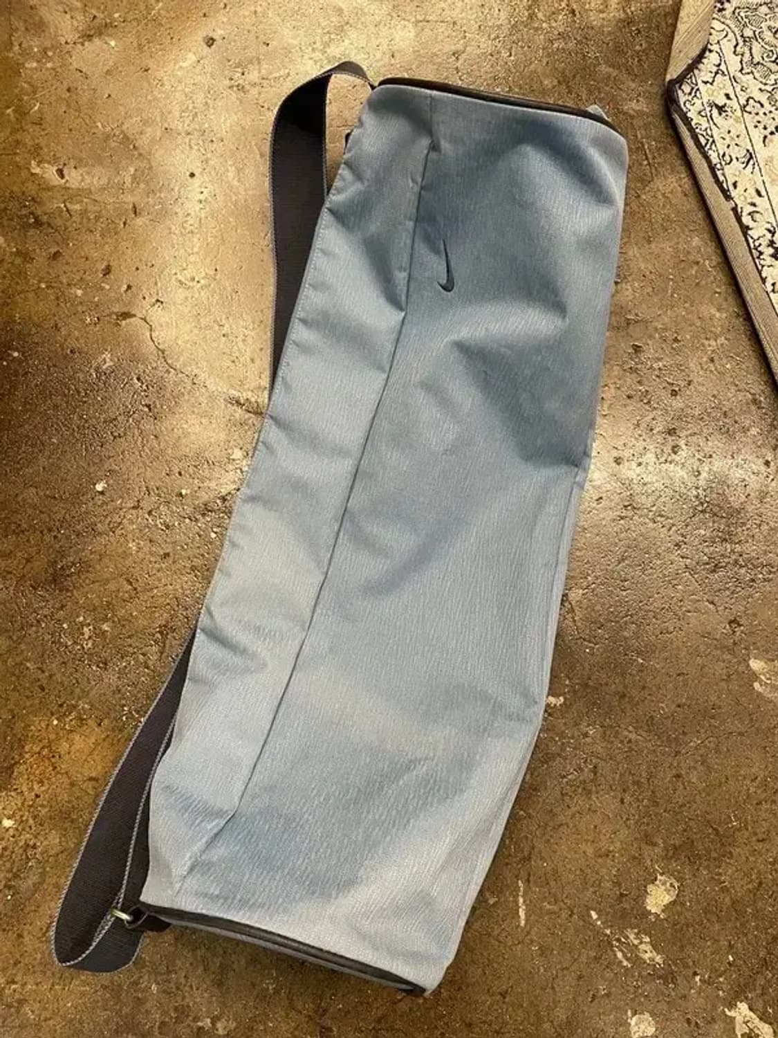 나이키 짐 클럽 더플백 페일그레이 상품이미지2