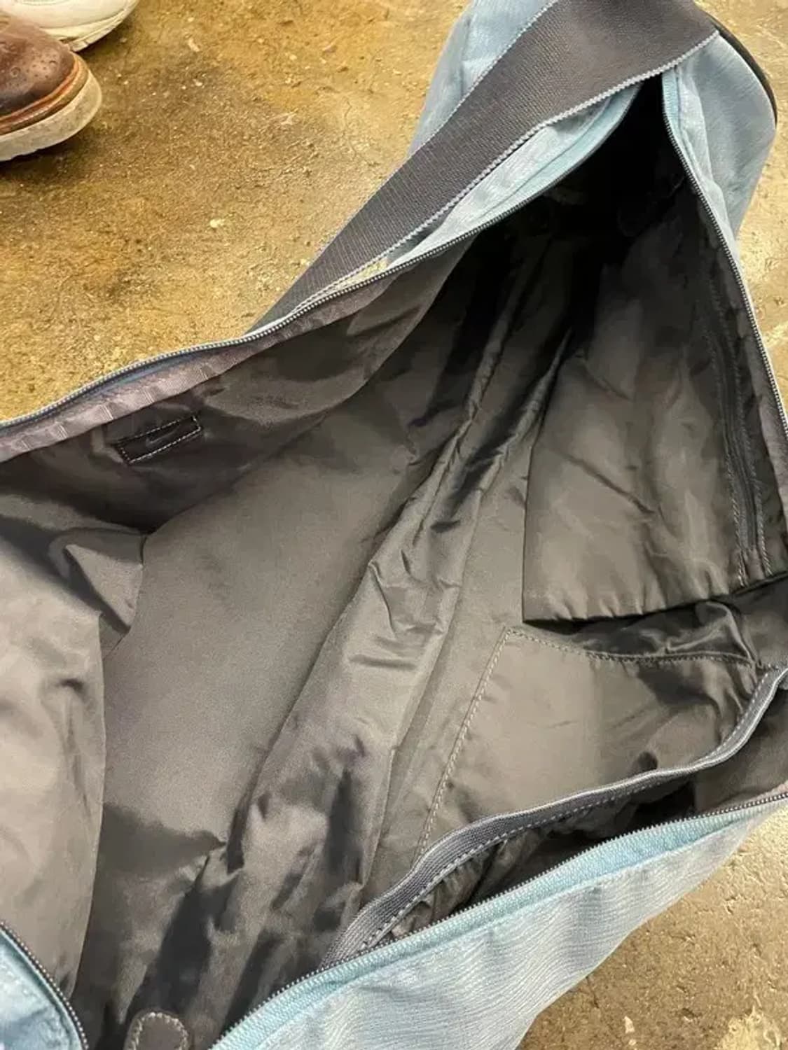 나이키 짐 클럽 더플백 페일그레이 상품이미지3