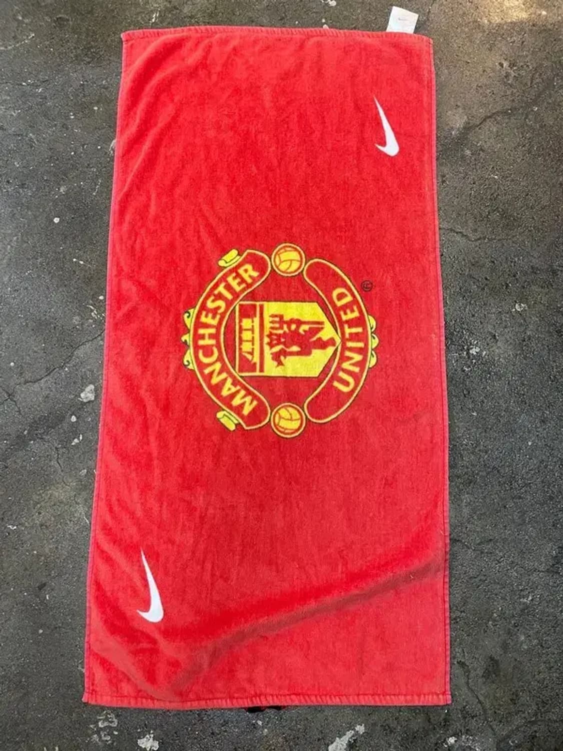 맨유 맨체스터유나이티드 올드 비치타올 장식 머플러 담요 상품이미지1