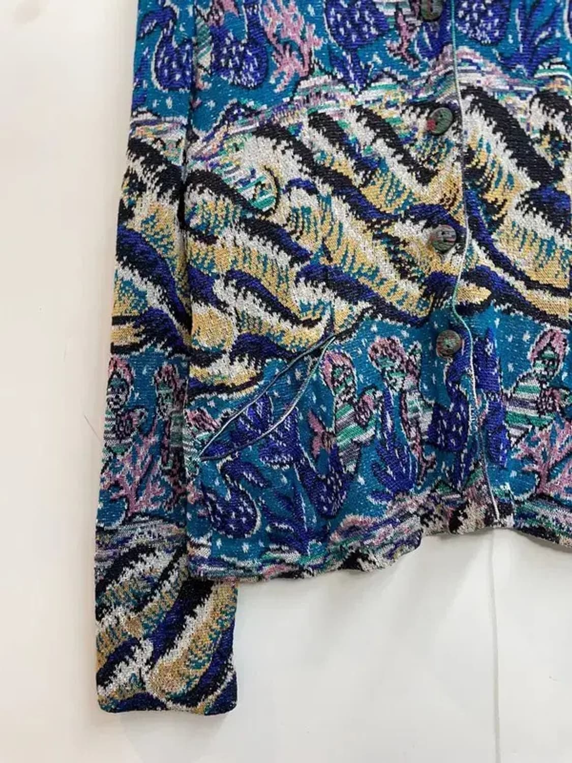 프리 미쏘니 패턴 브이넥 니트 가디건 상품이미지3