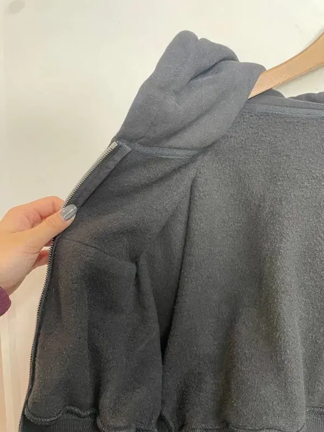 프리 우먼 파르티멘토 여자 크롭 블랙 후드집업티셔츠 상품이미지6