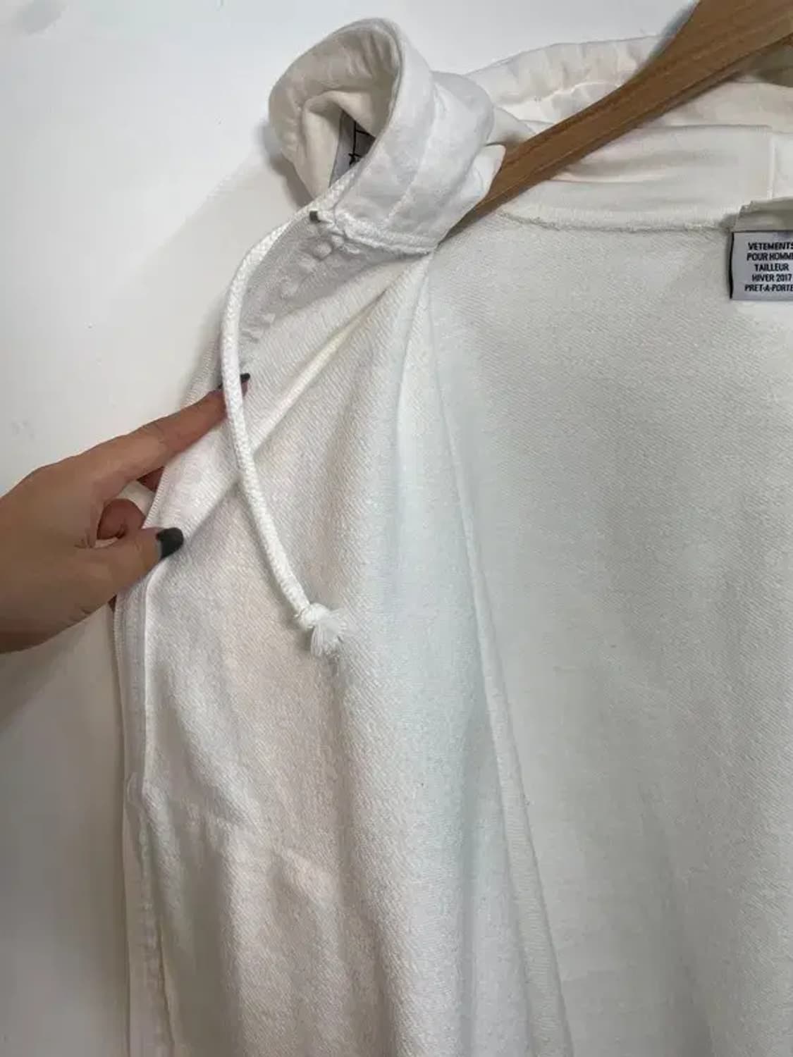 미디움 챔피온 x 베트멍 리버스위브 코튼 절개 후드 후디 화이트 상품이미지8