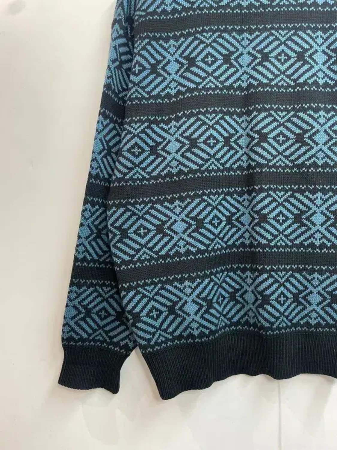 100 코오롱 스포츠 올드스쿨 빈티지 패턴 니트 상품이미지8