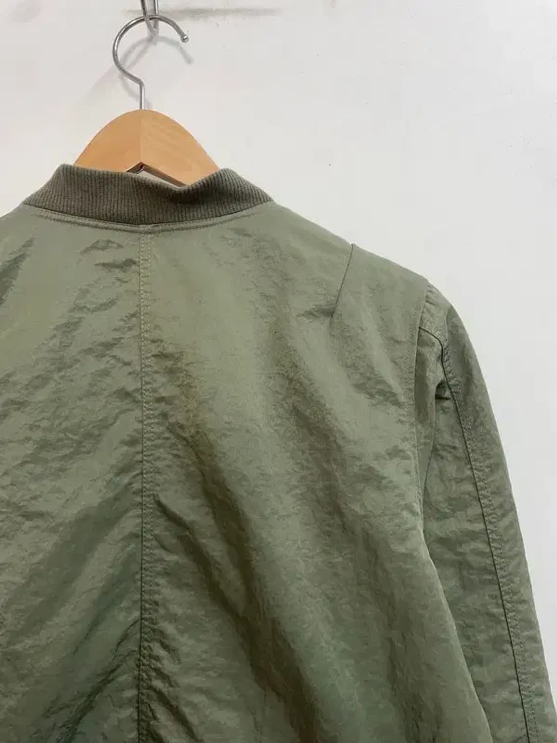 프리 여자 NCODE  레터링 항공점퍼 카키 상품이미지10