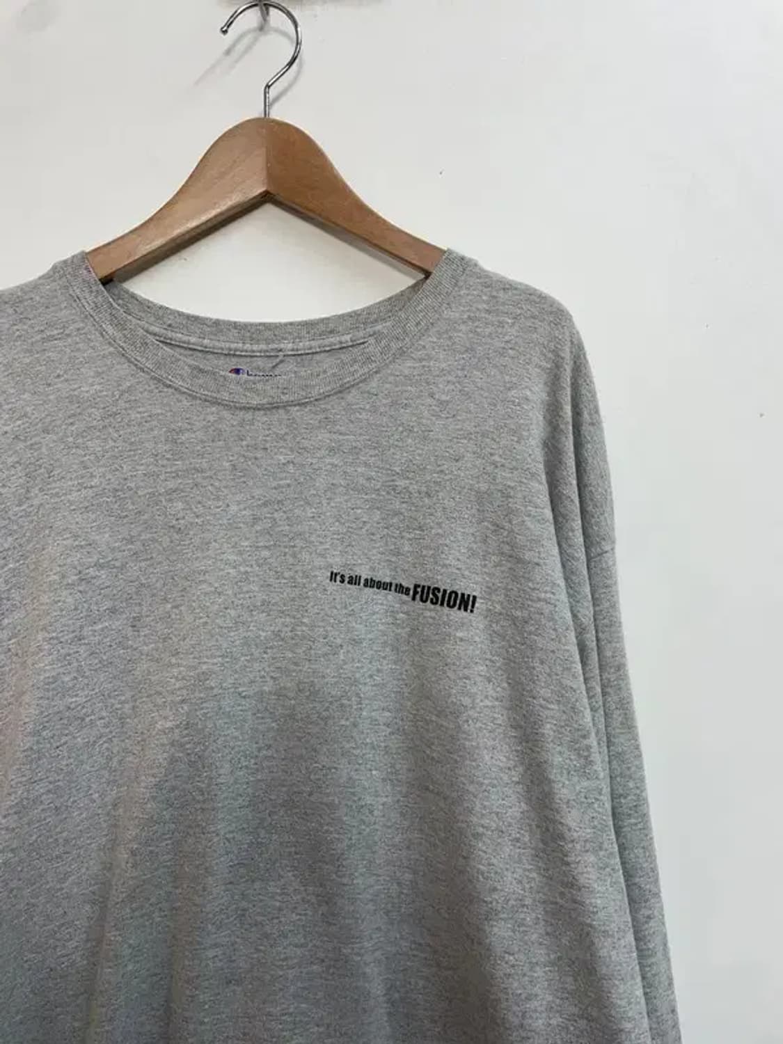 XL 챔피온 올드스쿨 로고 오버핏 긴팔티셔츠 그레이 상품이미지4