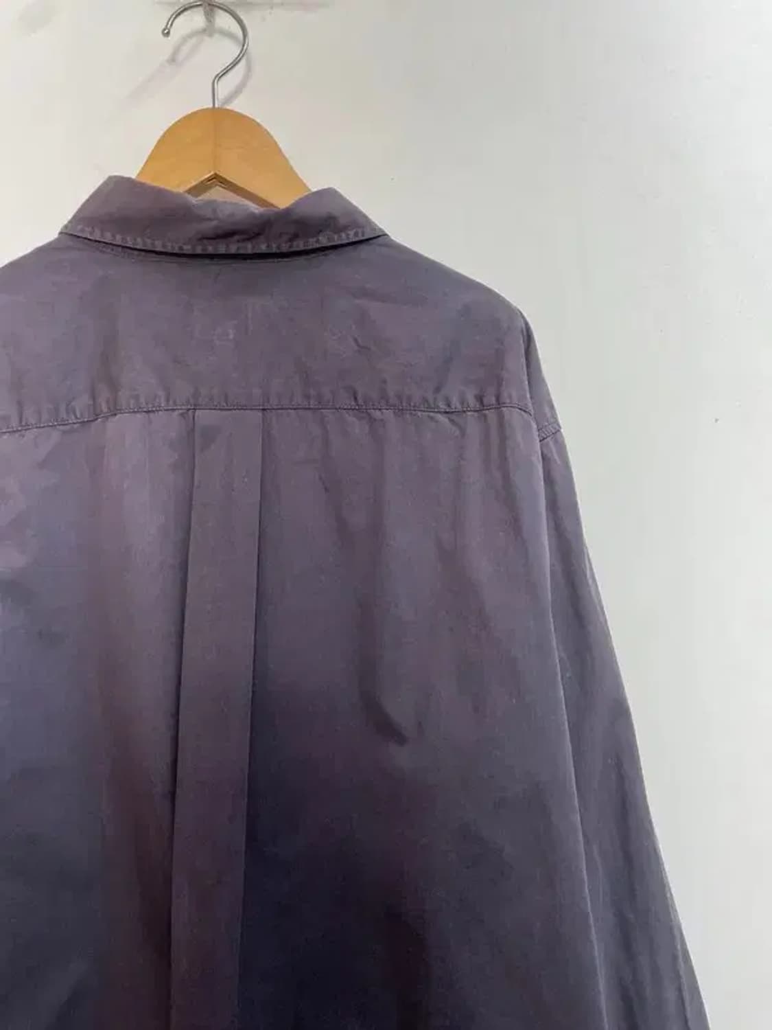 105 CP컴퍼니 오버핏 레글런 셔츠 차콜 상품이미지9