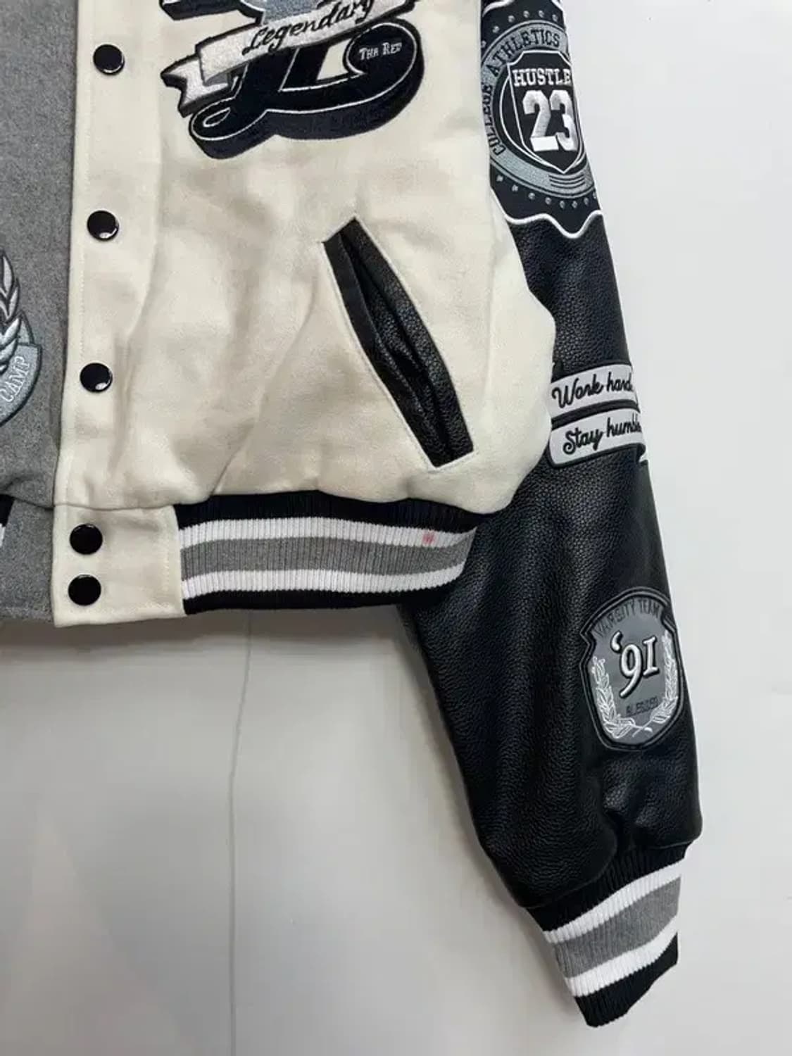 미디움 스모크라이즈 바시티 크롭 자켓 그레이 상품이미지3