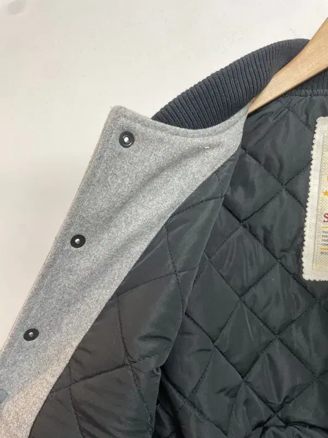 미디움 스모크라이즈 바시티 크롭 자켓 그레이 상품이미지6