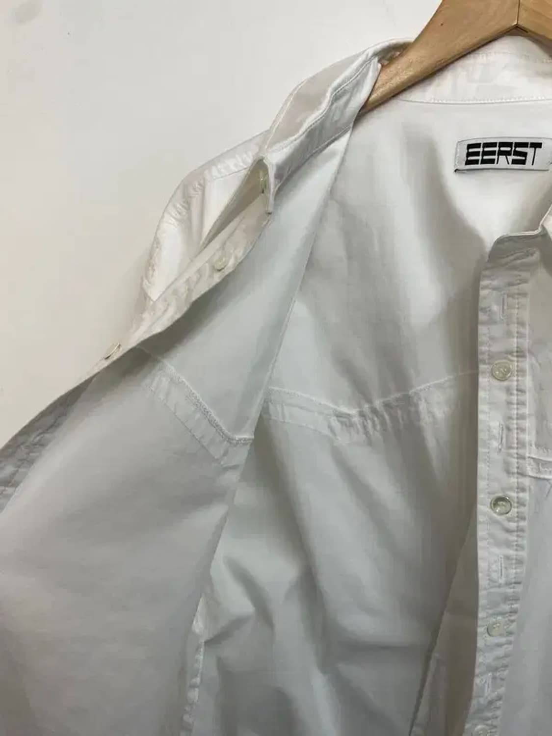 3 이어스트 eerst 오버핏 포인트 셔츠 화이트 상품이미지6
