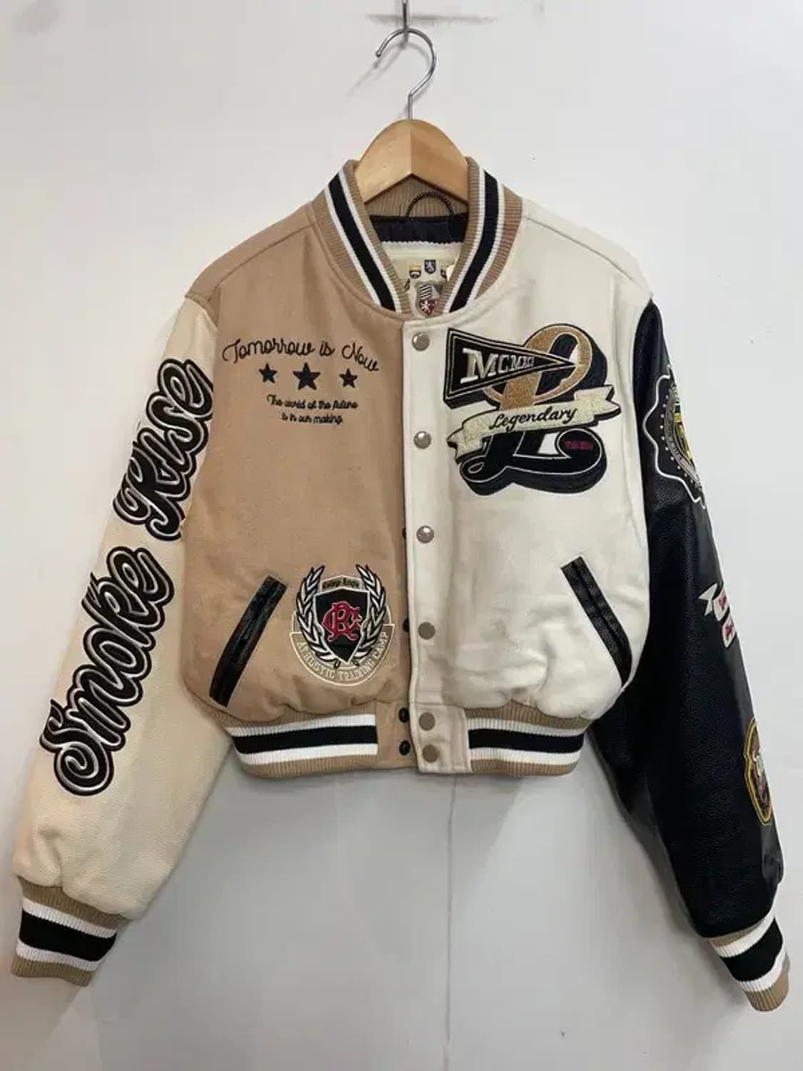 라지 스모크 라이즈 바시티 크롭 자켓 베이지 상품이미지2