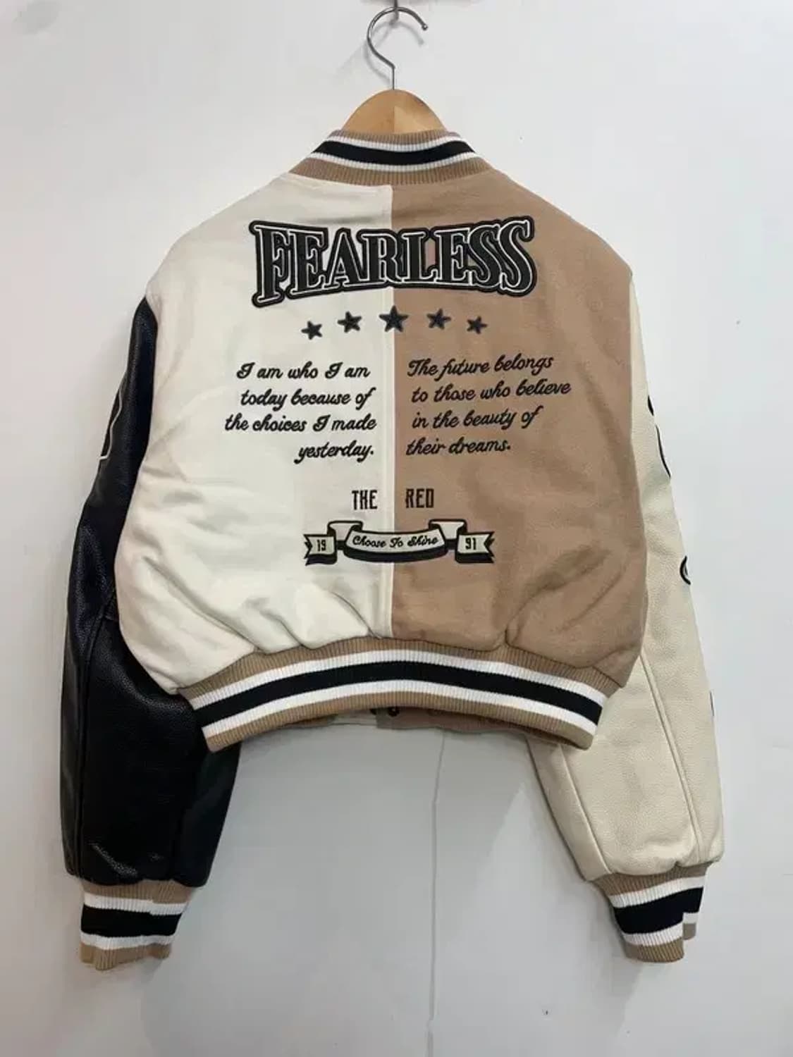 라지 스모크 라이즈 바시티 크롭 자켓 베이지 상품이미지8