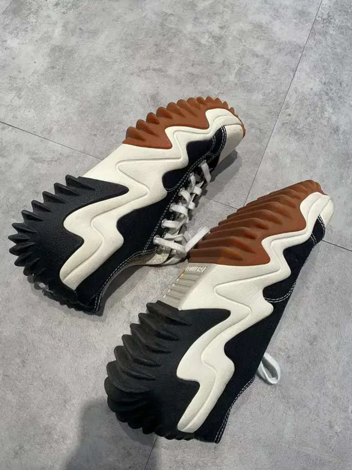 260 런스타 모션 파운데이셔널 스니커즈 블랙 상품이미지4