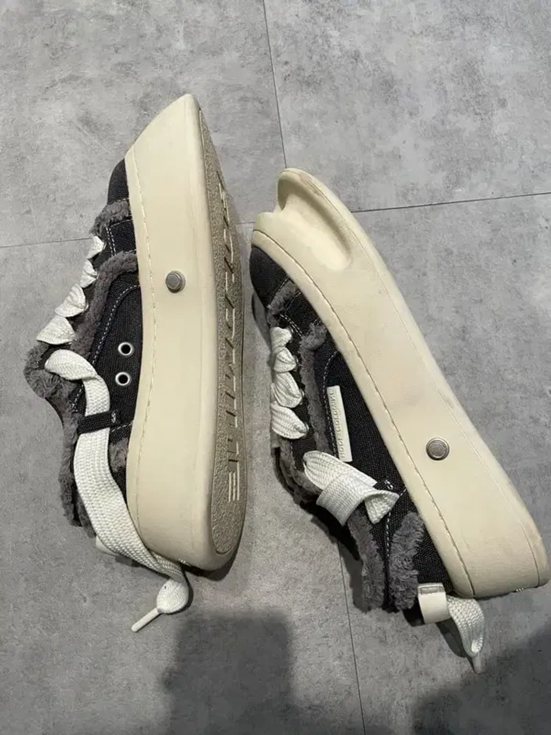 39사이즈 새상품 hoof 키높이 스니커즈 상품이미지3