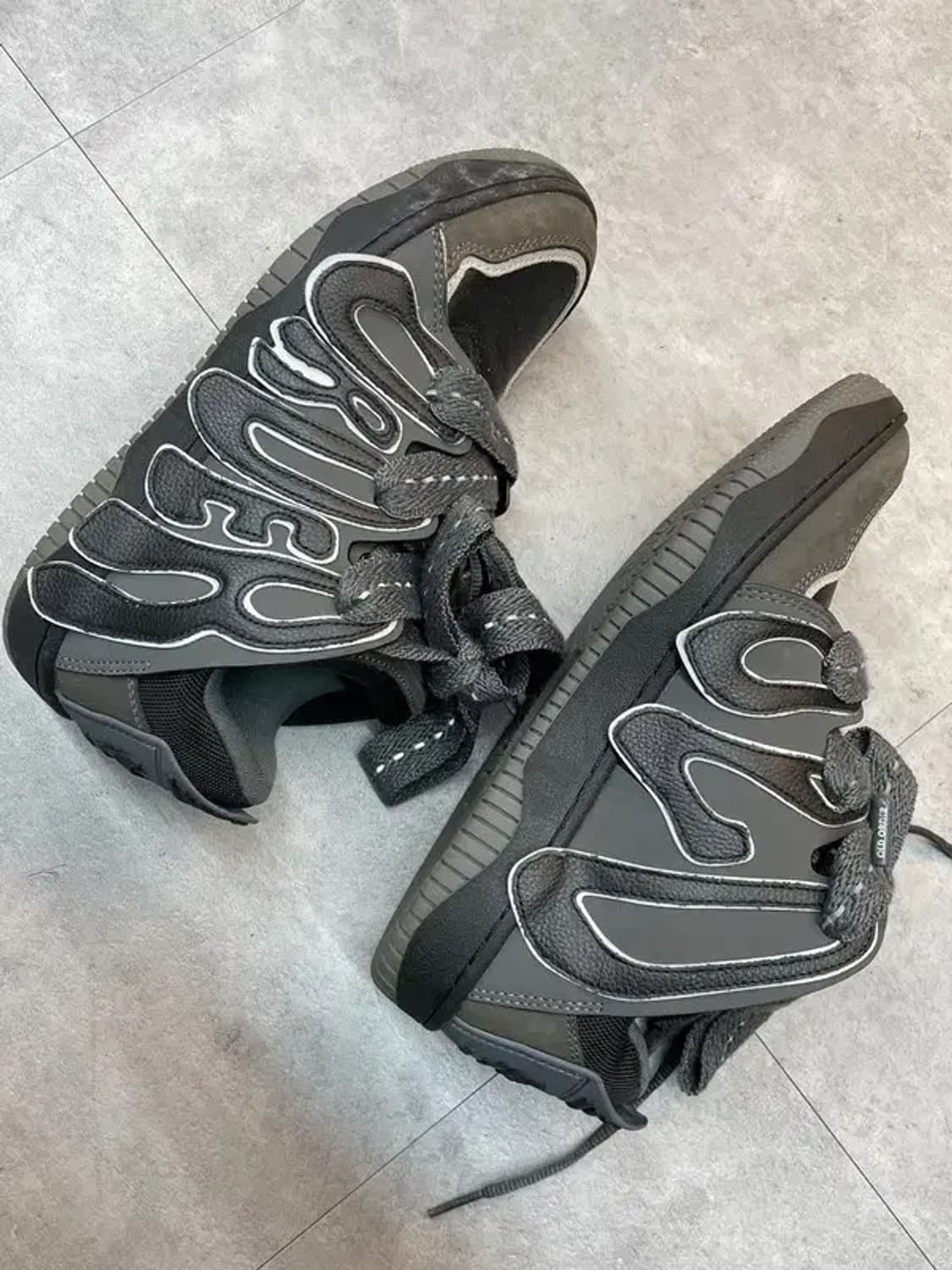 43 새상품 올드오더 올블랙 스케이터 스니커즈 상품이미지4