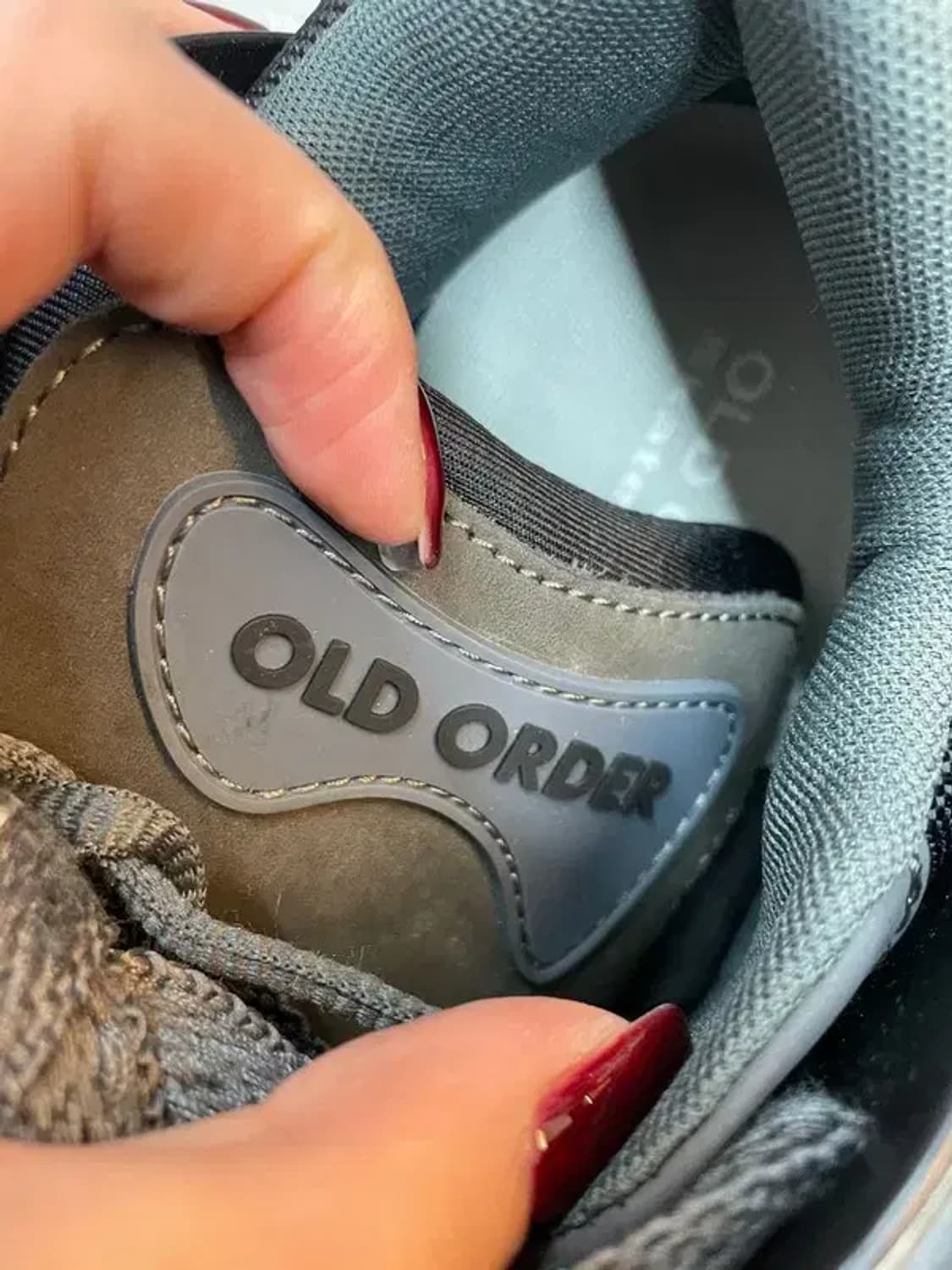 43 새상품 올드오더 올블랙 스케이터 스니커즈 상품이미지5