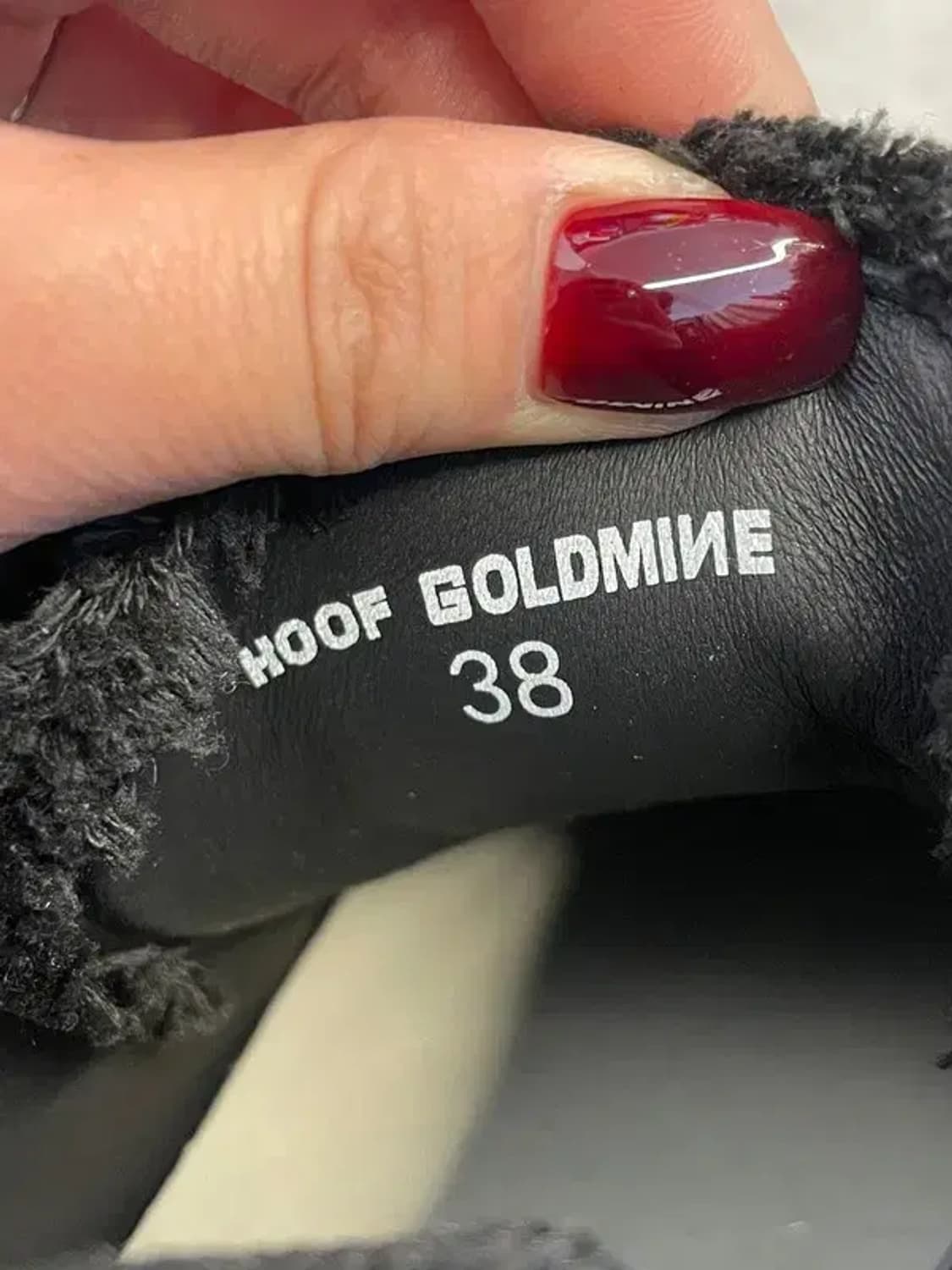 38 미사용 올블랙 hoof 키높이 왕굽 스니커즈 상품이미지7