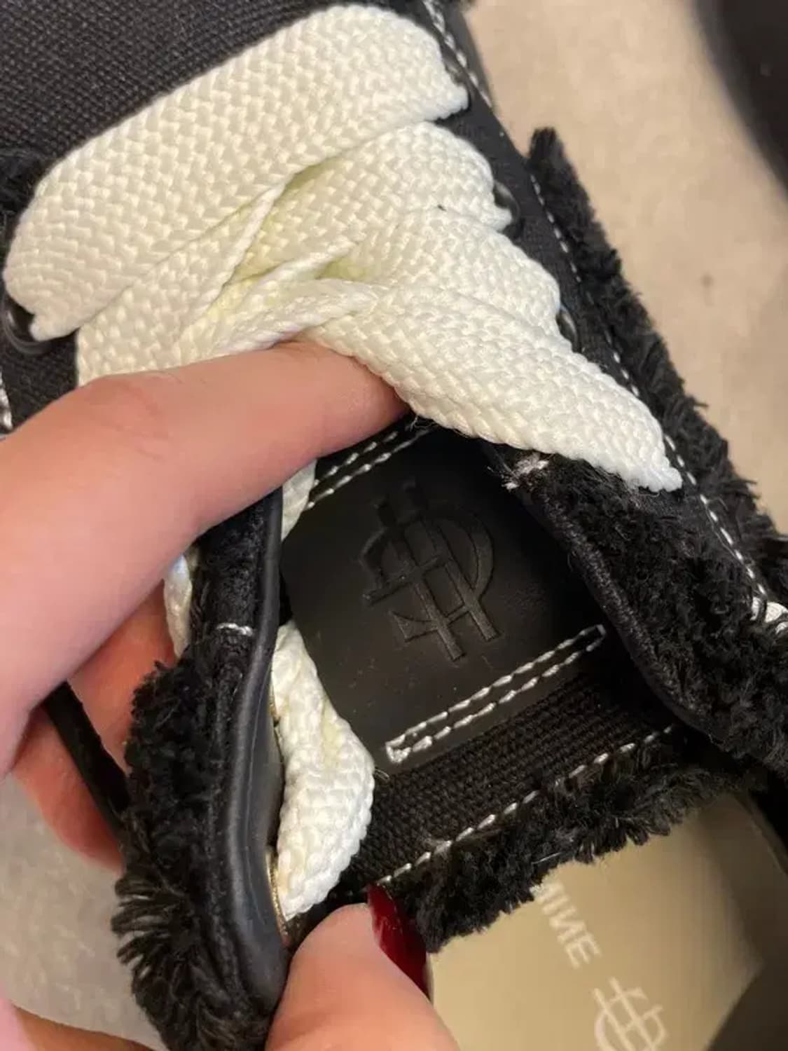 38사이즈 미사용 hoof 블랙 스니커즈 상품이미지5