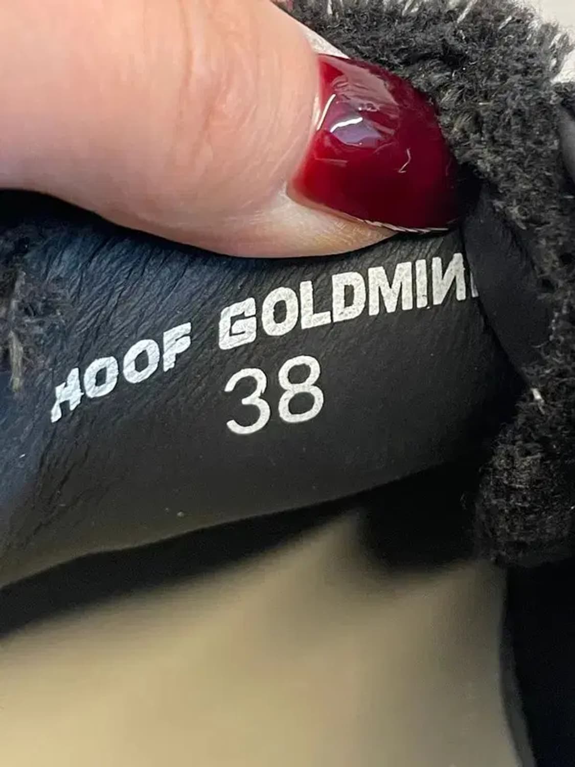 38사이즈 미사용 hoof 블랙 스니커즈 상품이미지7