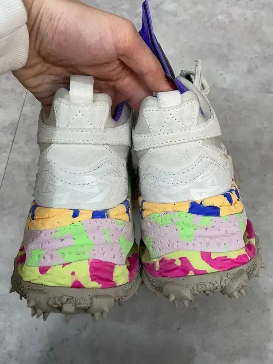 265 나이키 x 오프화이트 테라 포마 서밋 화이트 앤 싸이킥 퍼플 상품이미지7