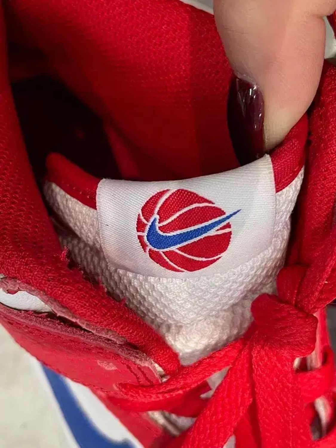 275 나이키 덩크 하이 유니버시티 레드 게임로얄 새상품급 상품이미지5