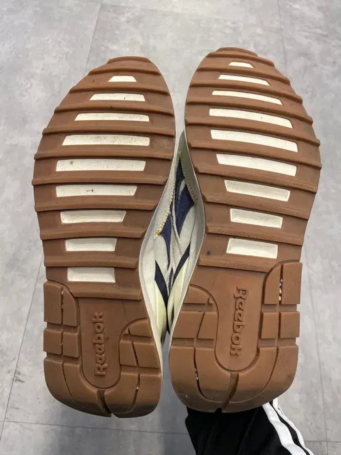 245 리복 x 로맨틱크라운 클래식 레거시 AZ 초크 상품이미지10