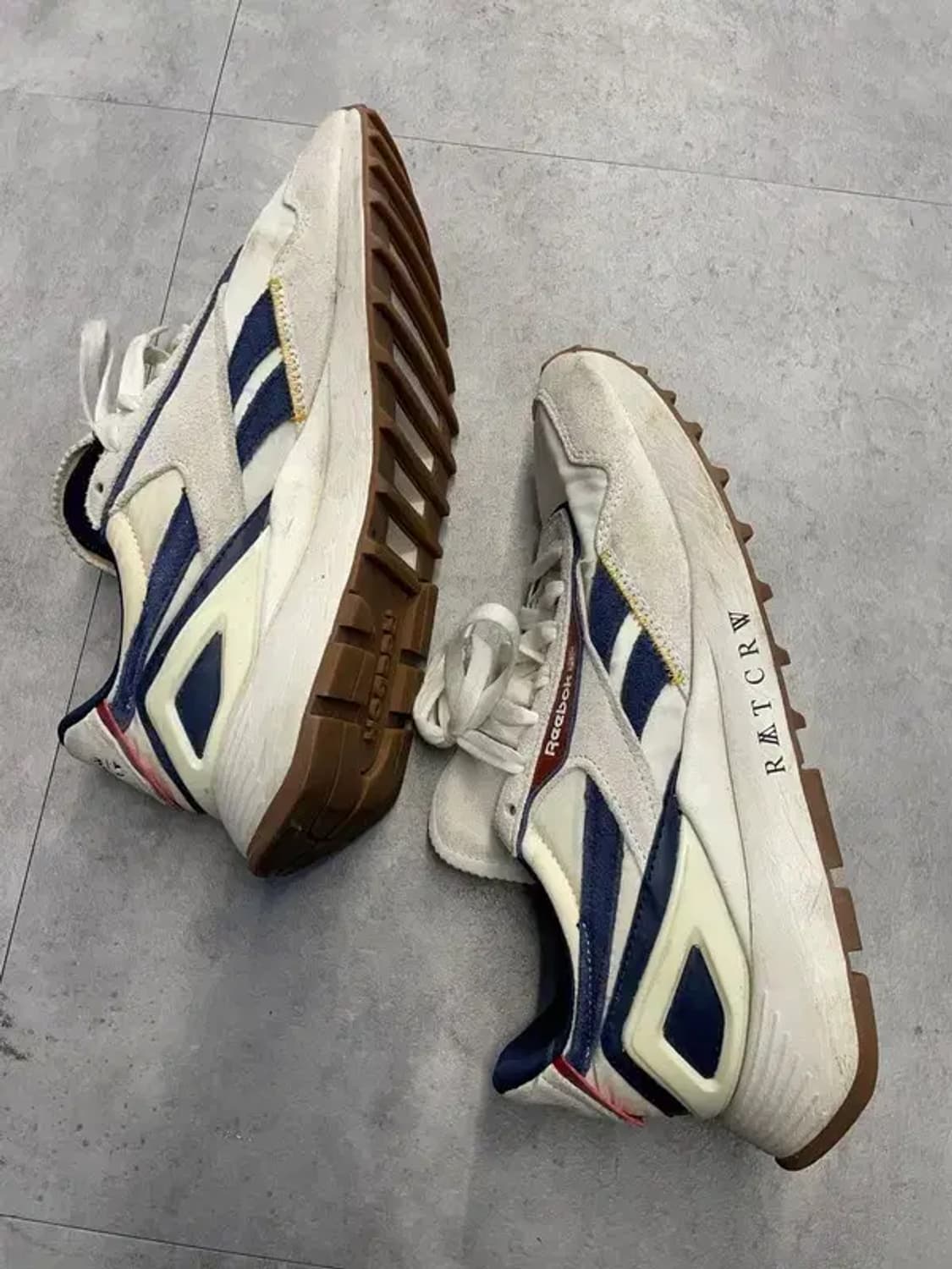 245 리복 x 로맨틱크라운 클래식 레거시 AZ 초크 상품이미지3