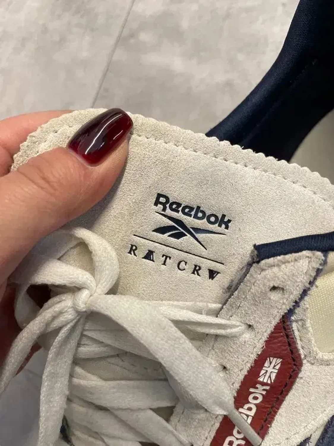 245 리복 x 로맨틱크라운 클래식 레거시 AZ 초크 상품이미지5