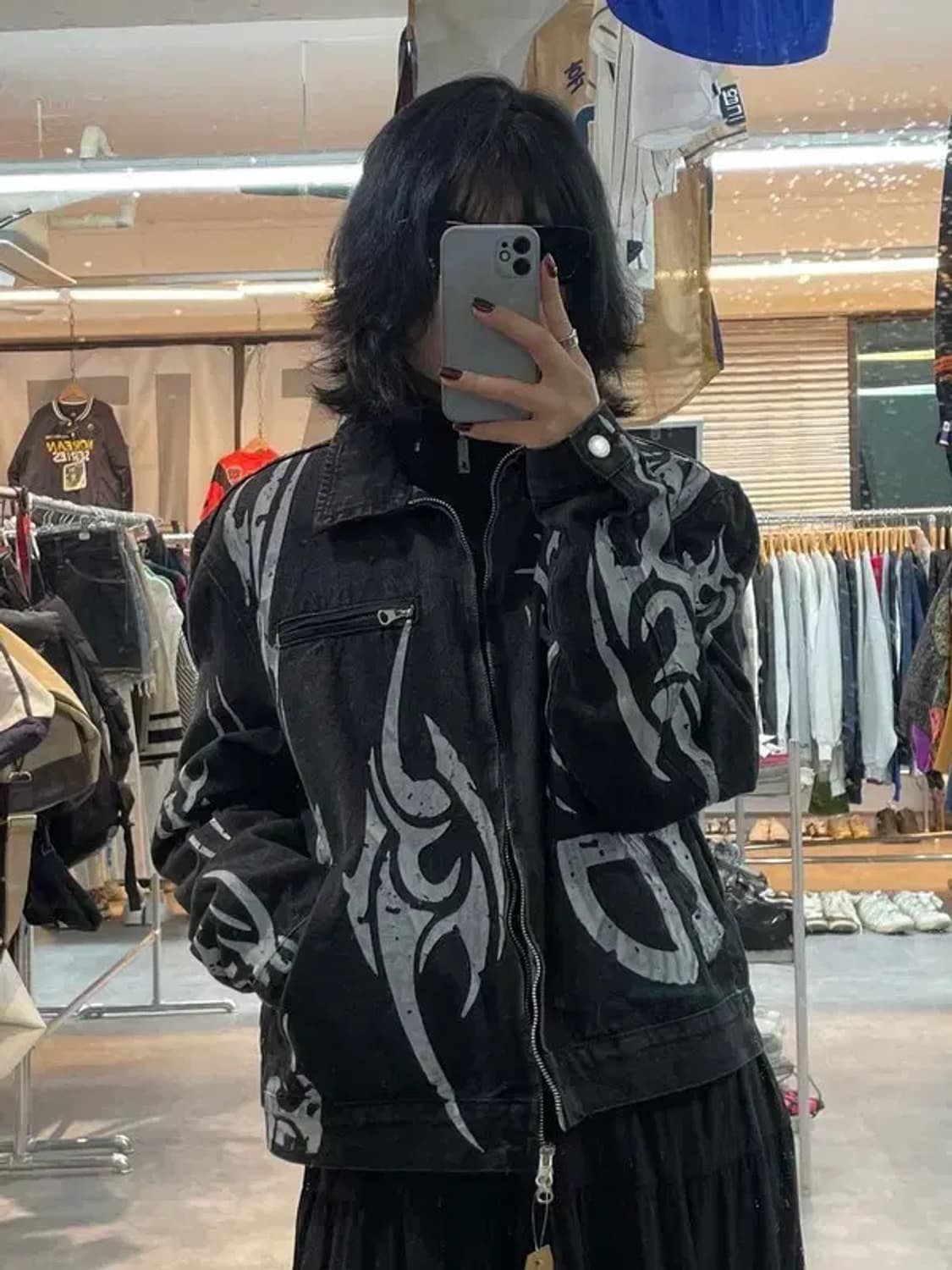 미디움 노매뉴얼 더현대서울 팝업 한정판 트라이벌 데님 트러커 자켓 상품이미지1