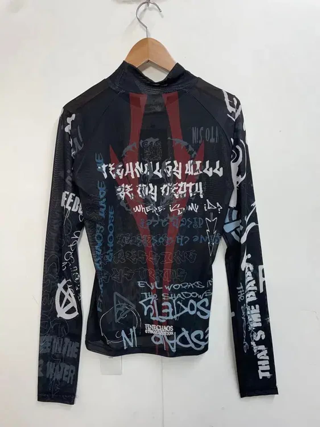 새상품 미디움 FINE CHAOS 매쉬 탑 블랙 상품이미지10