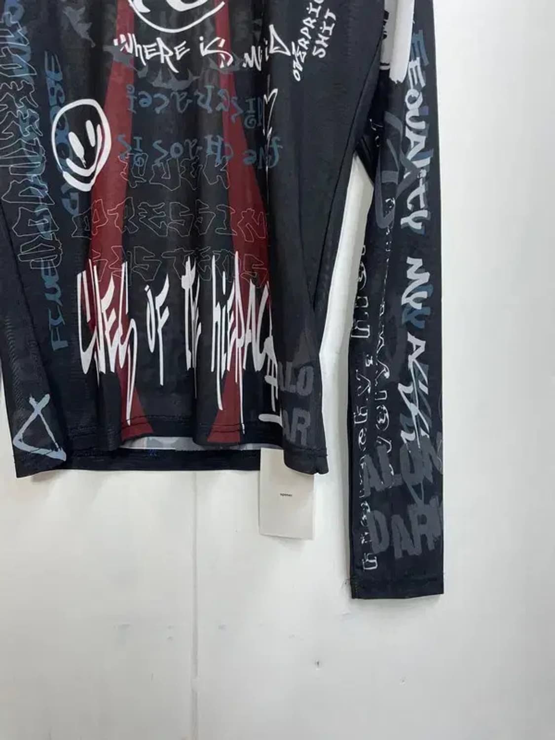 새상품 미디움 FINE CHAOS 매쉬 탑 블랙 상품이미지3