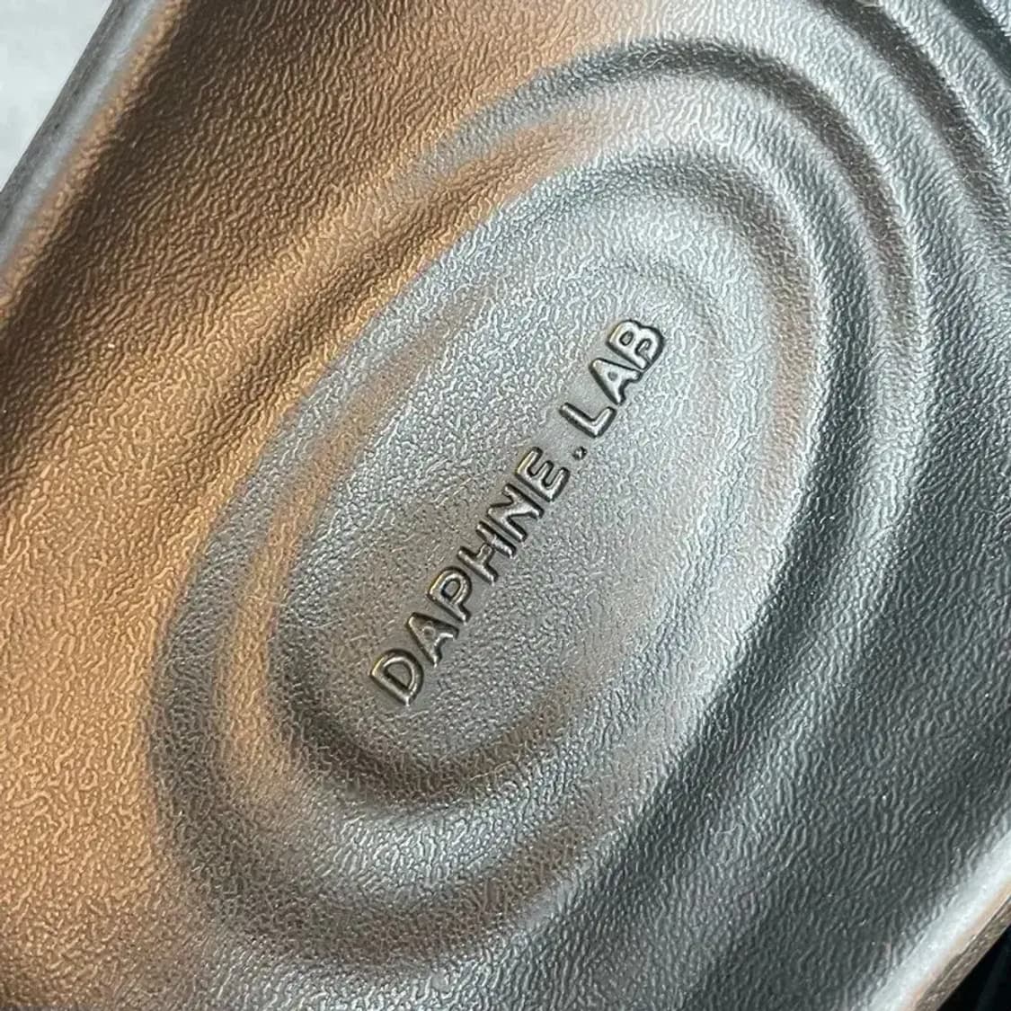 245 다프네 랩 통굽 키높이 슬리퍼 샌들 새상품 블랙 상품이미지5