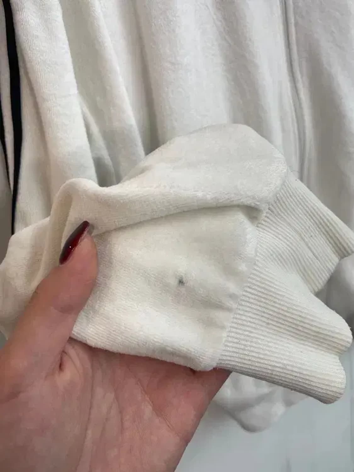 미디움 널디 NERDY 벨벳 트랙탑 집업 화이트 상품이미지6