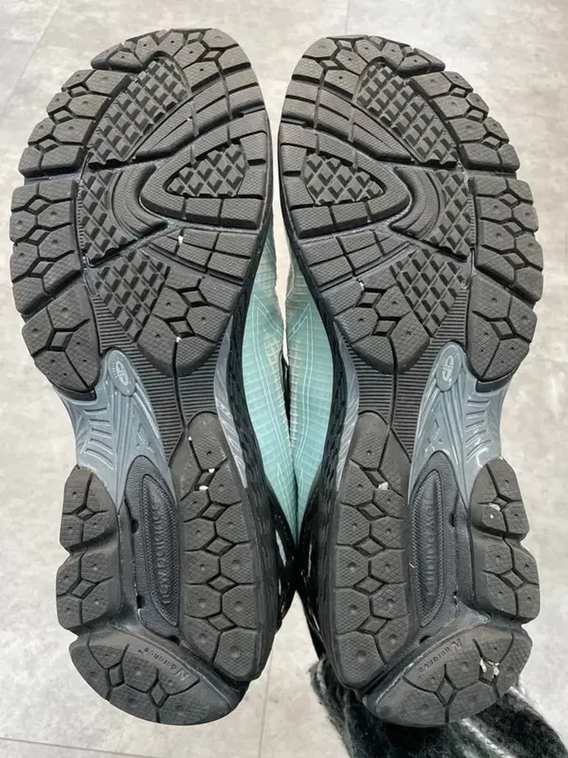 280 뉴발란스 x 케일 1906R 플로팅 블루 미사용급 컨디션 상품이미지9